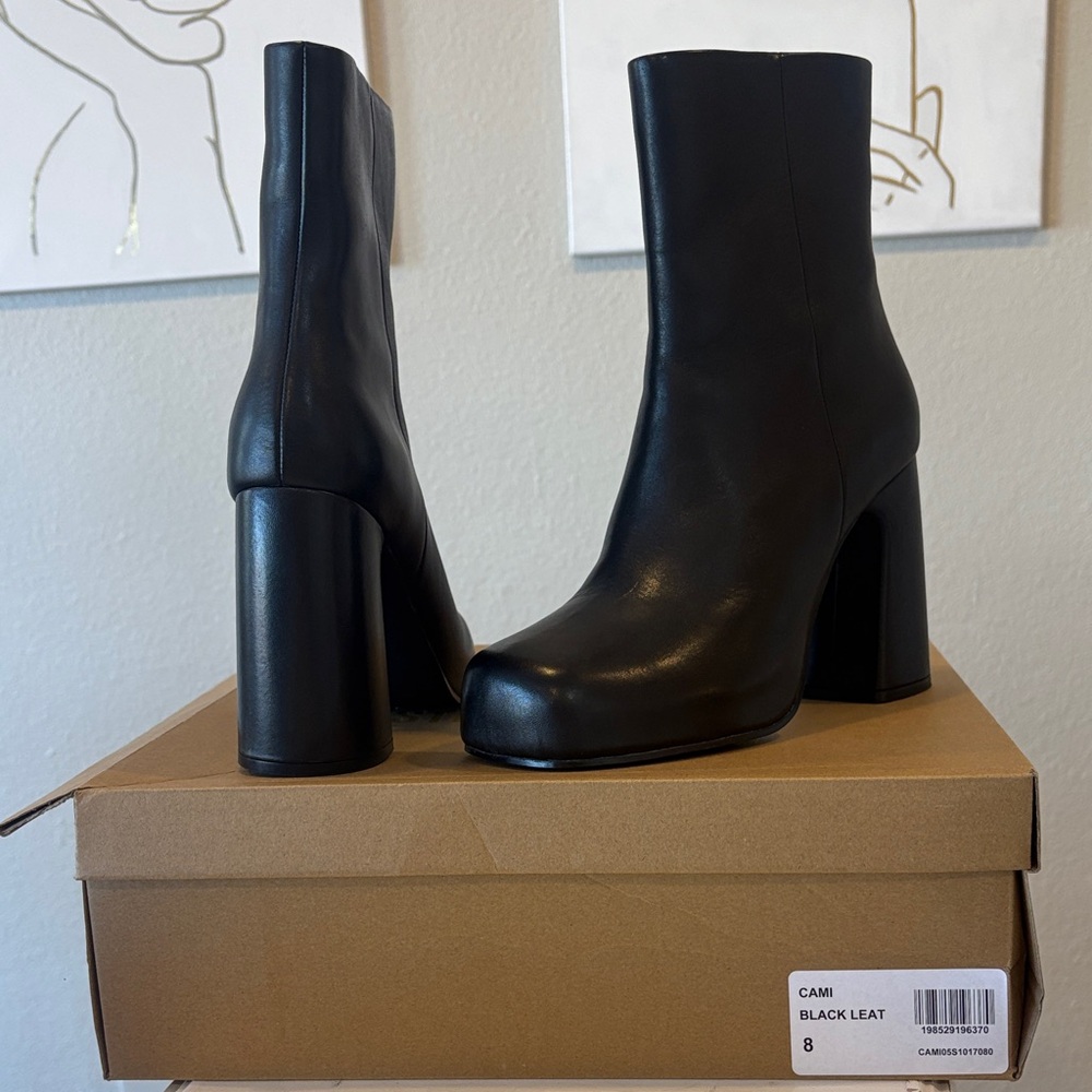 Steve Madden Black Leather Heeled Boots